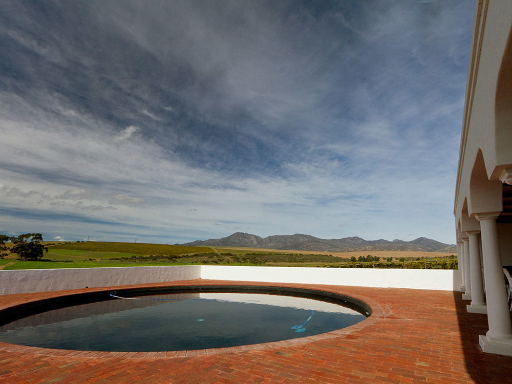 Endless Vineyards At Wildekrans Wine Estate Guest House Ботривиър Екстериор снимка